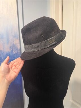Levi's Black Fedora Hat with Gray Band